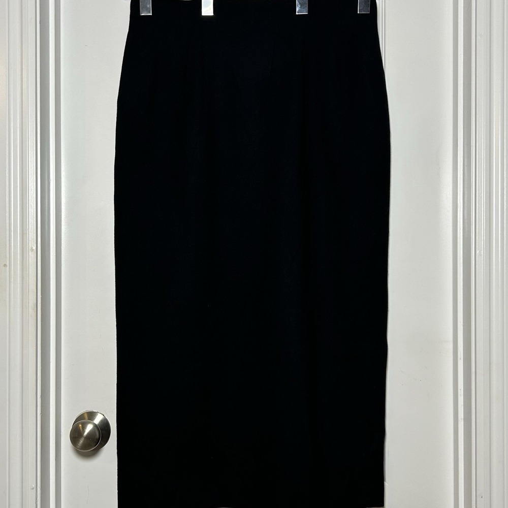 Jones New York Vintage 90s 100% Pure Worsted Wool Black Midi Pencil Skirt